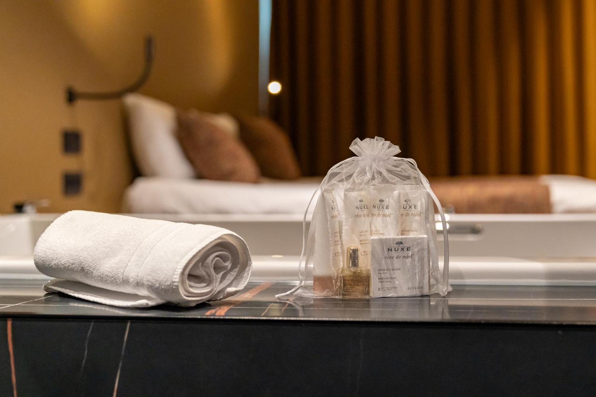 Aux Etangs - Hotel Battice Luaran gambar