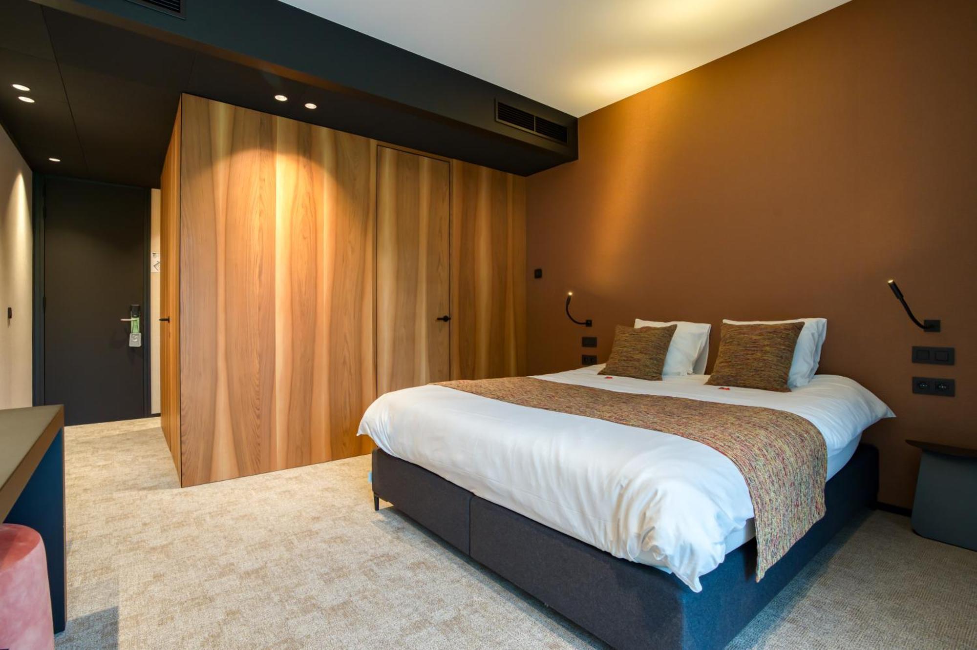 Aux Etangs - Hotel Battice Luaran gambar